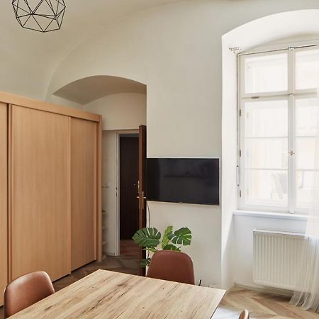 Cozy Flat In New Town By Prague Days Praga Exterior foto